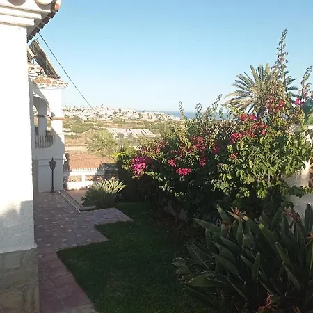 Bonitas Vistas Al Mar Y Terrazas Barbel Torrox